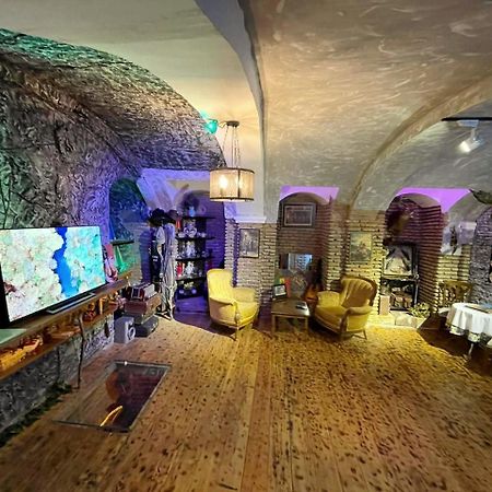 Wine O'Clock Hotel Тбилиси Екстериор снимка