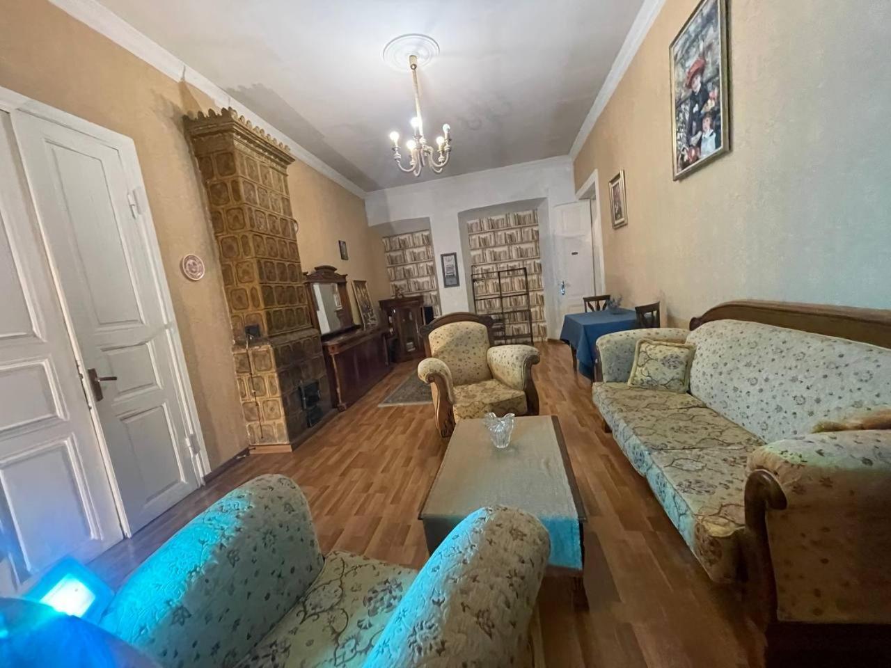 Wine O'Clock Hotel Тбилиси Екстериор снимка
