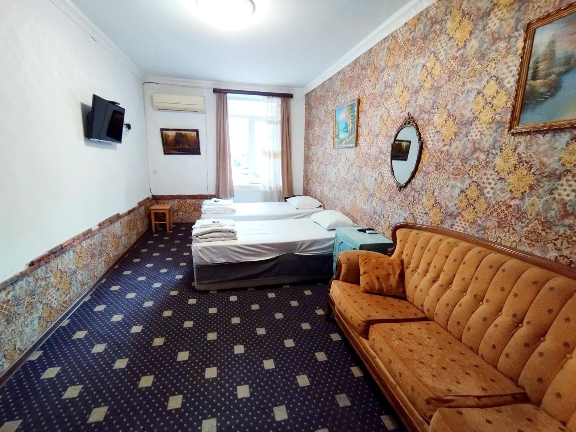 Wine O'Clock Hotel Тбилиси Екстериор снимка